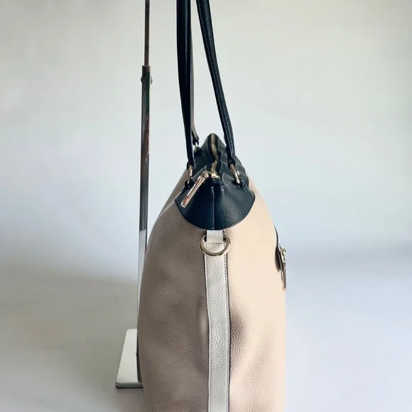 Coach Cream White Black Genuine Leather Tote - Picture 5 of 12